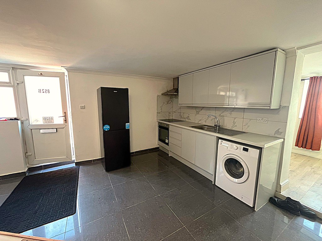 1 bed flat to rent in Oxford Road, Reading 1