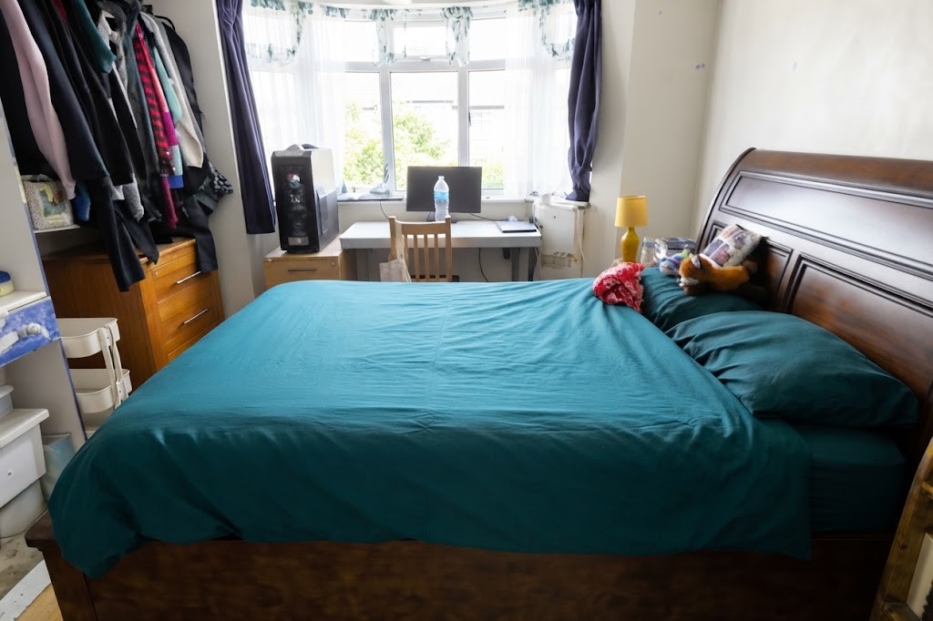 3 bed detached bungalow for sale in 276 Hatton Cross 4