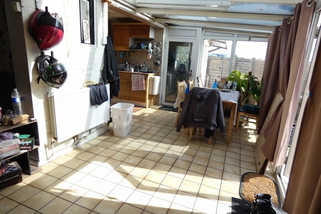 3 bed detached bungalow for sale in 276 Hatton Cross 5