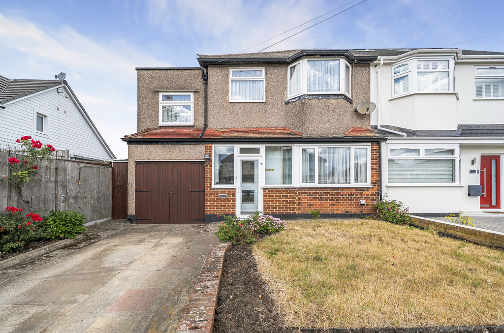 4 Bed Semi-Detached House For Sale In Forest Way, Sidcup, DA15 8DR