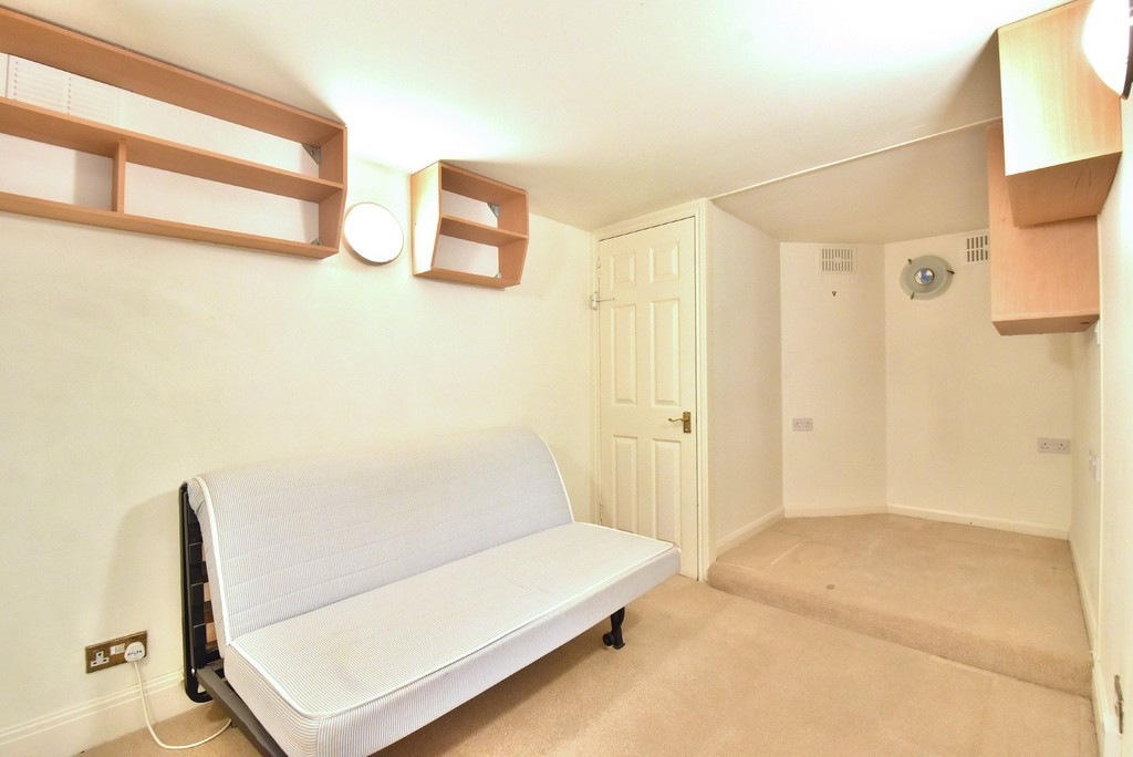 1 bed flat to rent in Devonshire Road, London, SE23 3LX  - Property Image 6