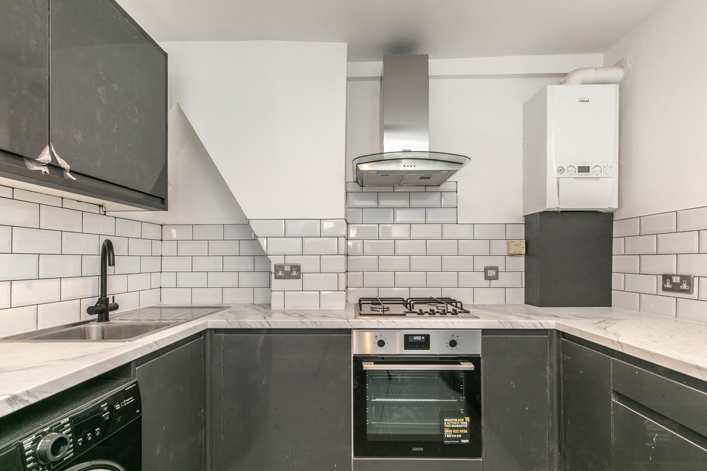 1 bed flat to rent in Fransfield Grove, London, SE26 6BA  - Property Image 8