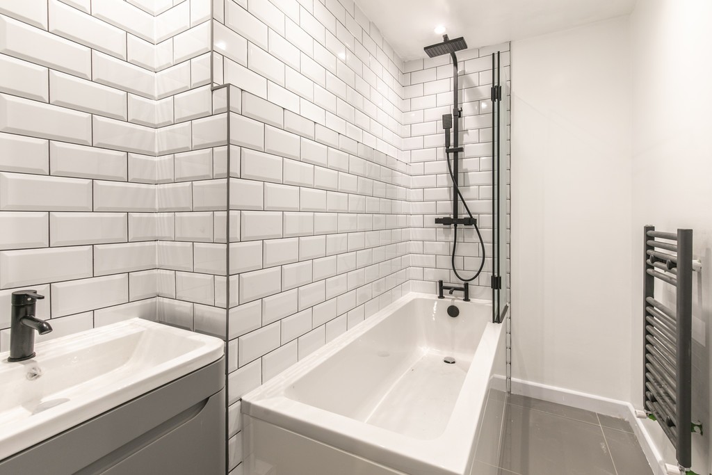 1 bed flat to rent in Fransfield Grove, London, SE26 6BA  - Property Image 9