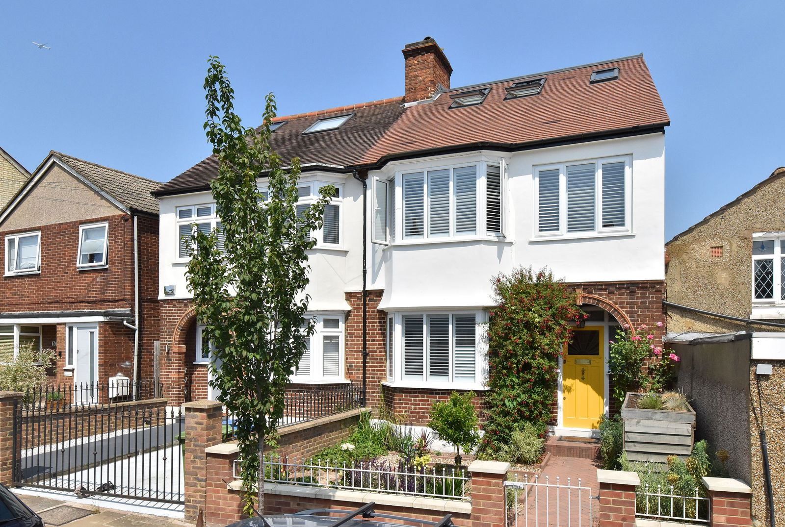 4 bed semi-detached house to rent in Borland Road, London, SE15 3AJ - Property Image 1