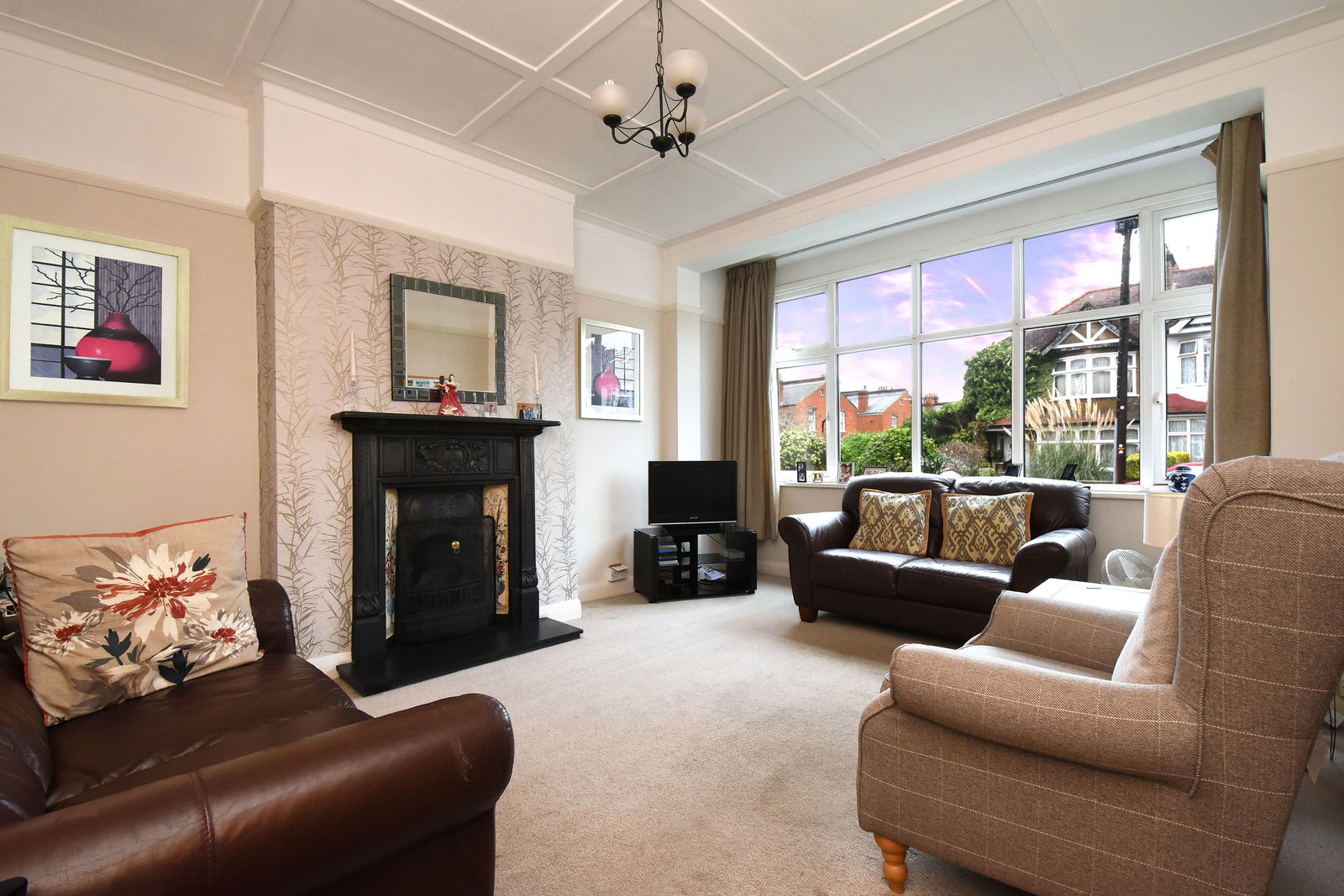 3 bed terraced house for sale in Hawkesfield Road, London, SE23 2TL - Property Image 1