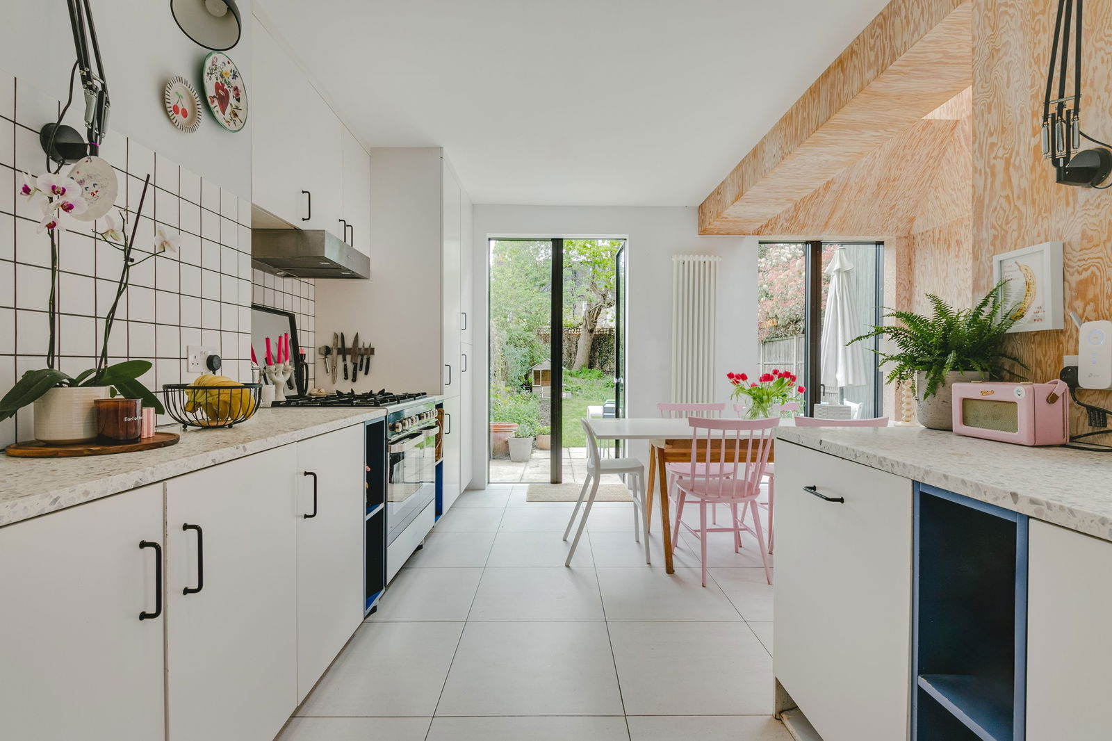 5 bed terraced house for sale in Lutwyche Road, London, SE6 4EP  - Property Image 6