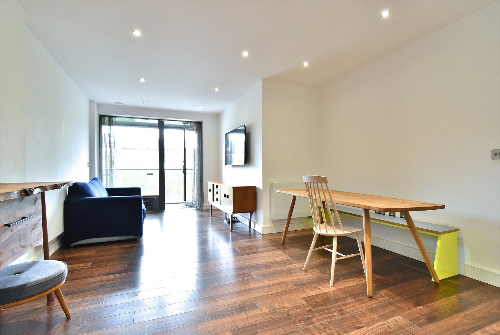 2 bed apartment to rent in Queens Road, Peckham, SE15 2EZ  - Property Image 2