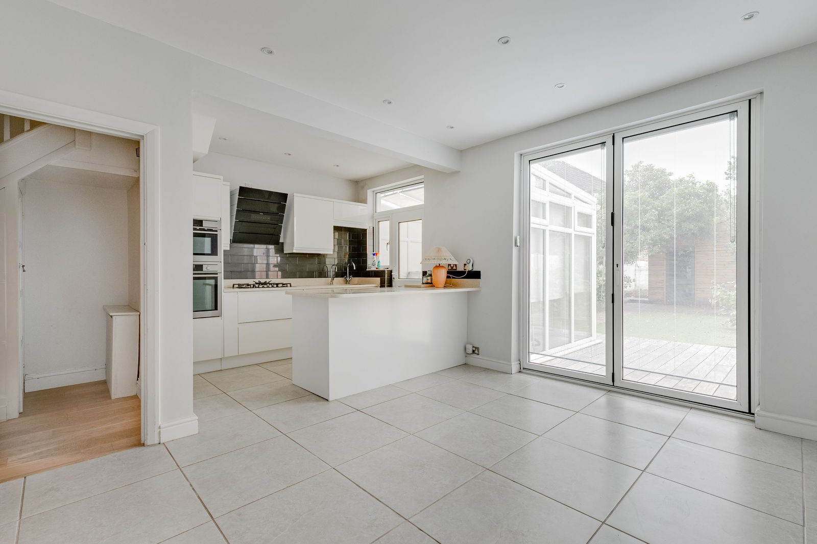 4 bed terraced house for sale in Hawkesfield Road, London, SE23 2TL  - Property Image 4