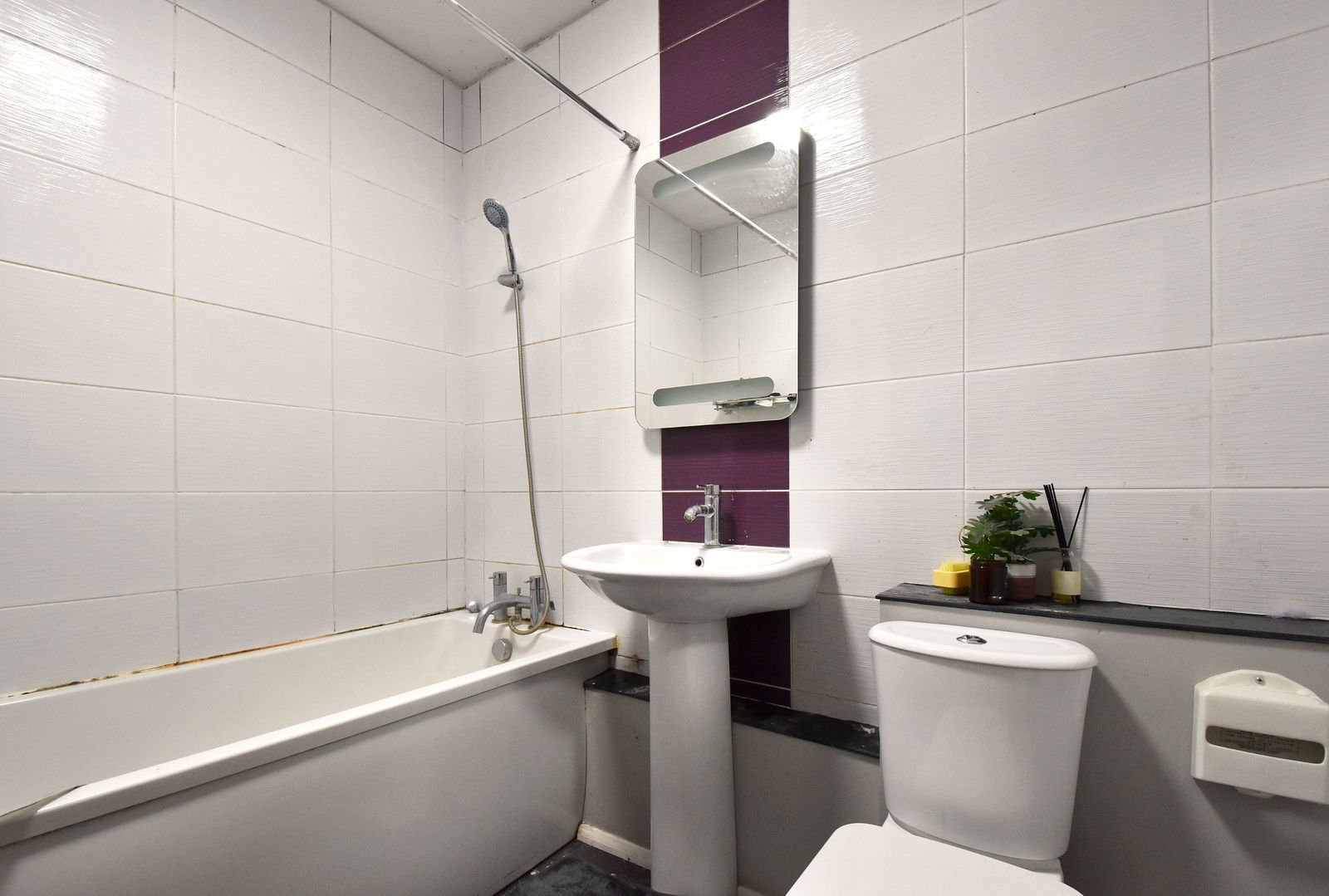 1 bed flat for sale in Ravensbourne Park, London, SE6 4XS  - Property Image 5
