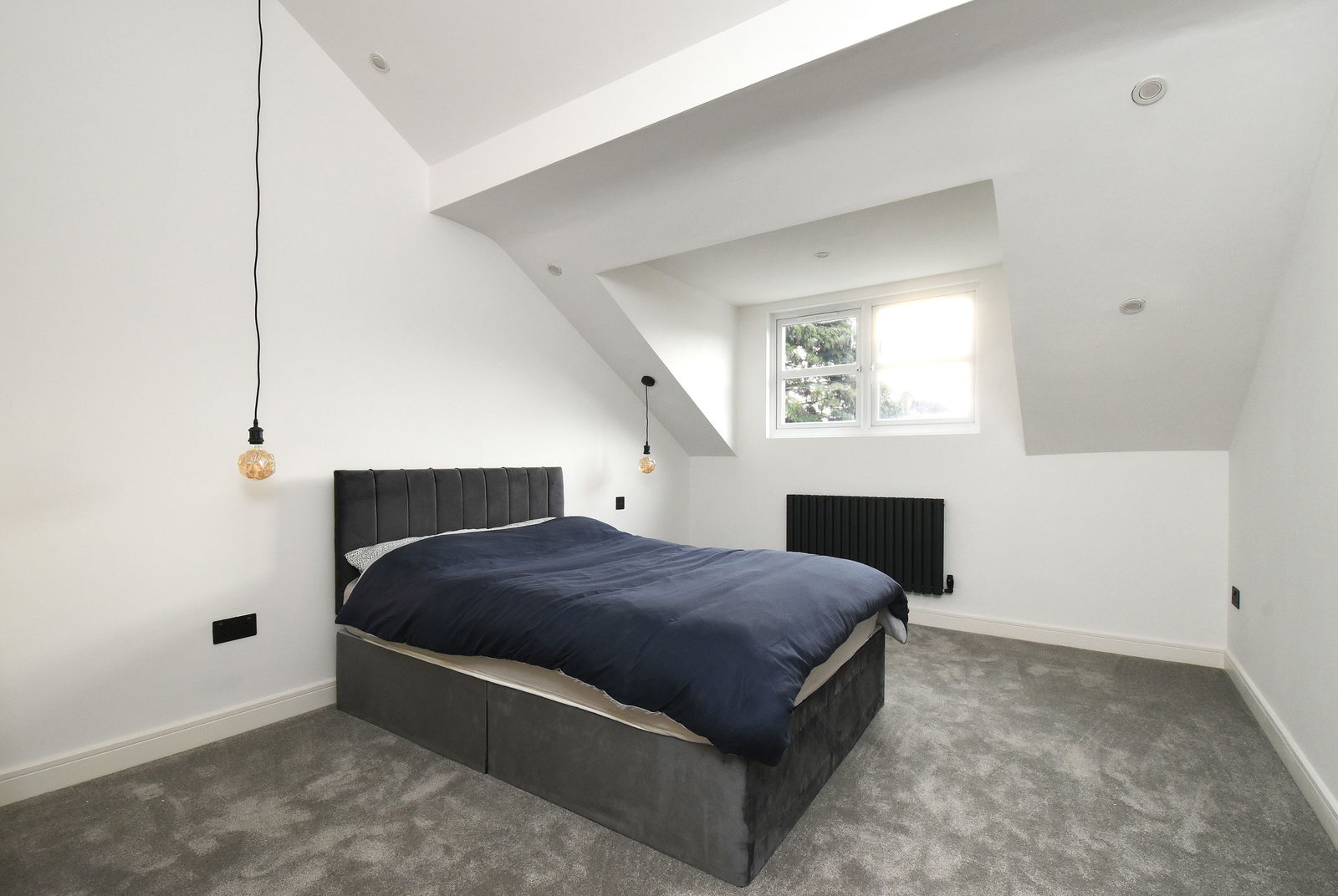 3 bed terraced house for sale in Blythe Hill Lane, London, SE6 4UH  - Property Image 4