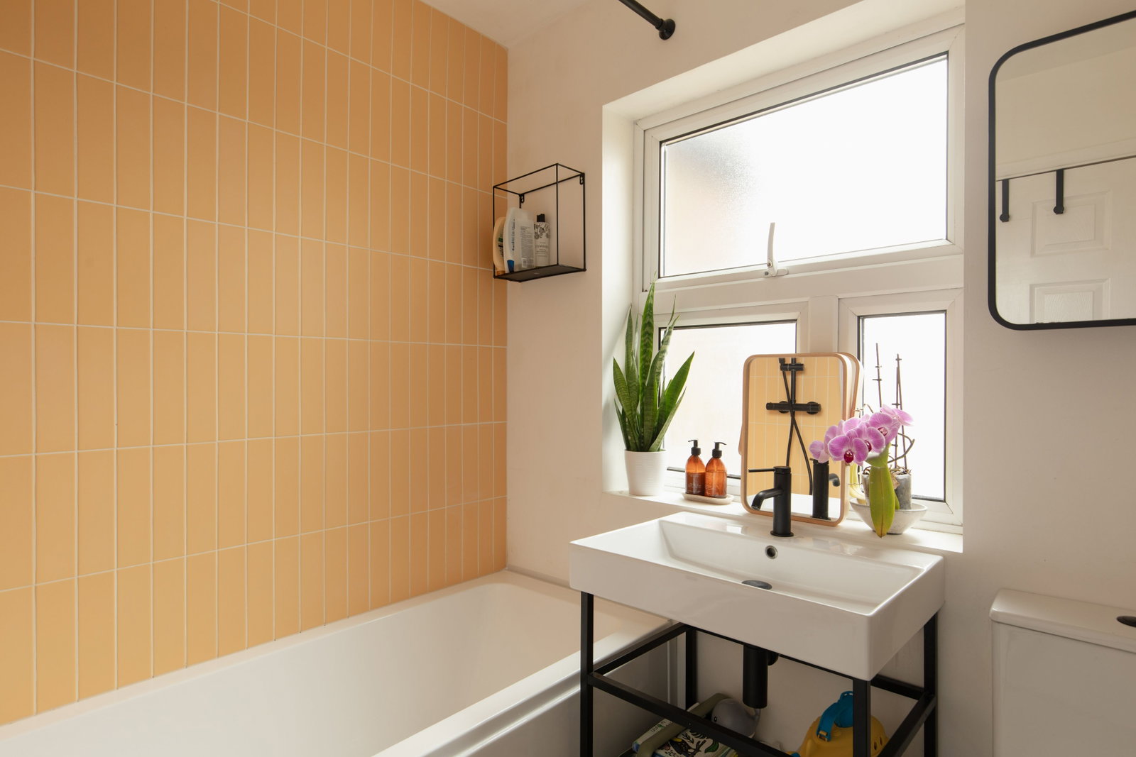 2 bed flat to rent in Blythe Hill, London, SE6 4UL  - Property Image 13