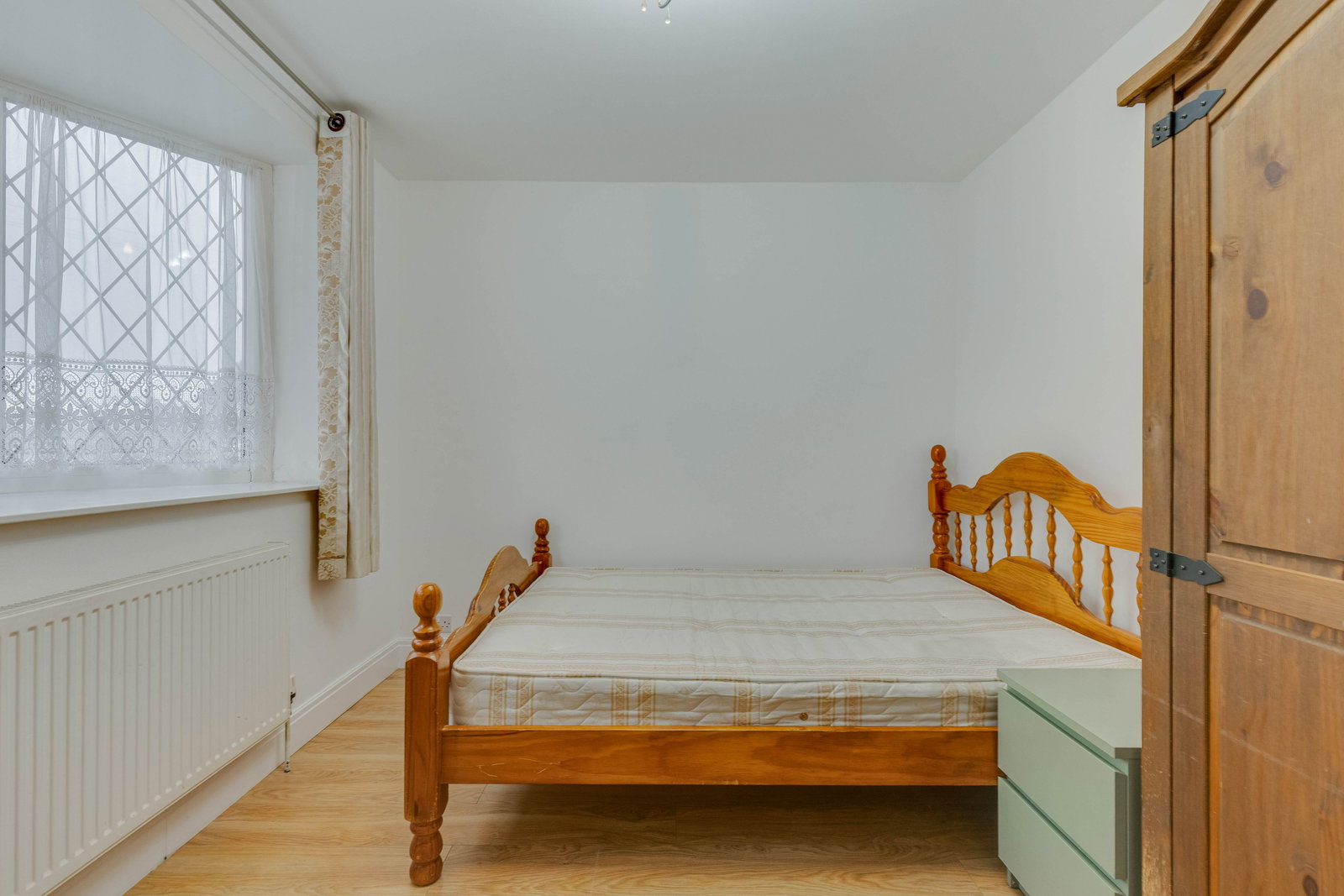 4 bed terraced house for sale in Sandstone Road, London, SE12 0UU  - Property Image 7