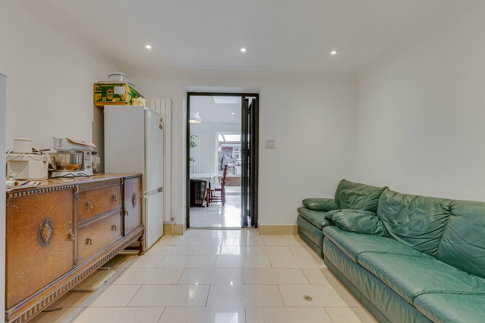 4 bed terraced house for sale in Sandstone Road, London, SE12 0UU  - Property Image 2