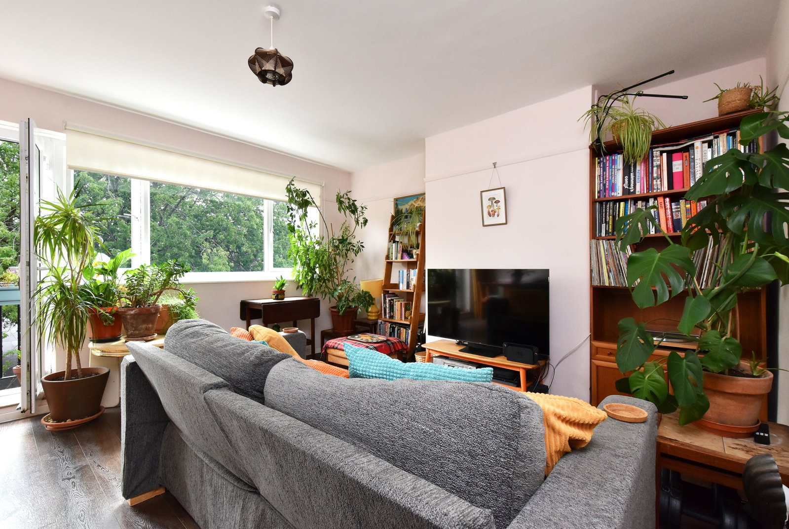2 bed flat for sale in Longfield Crescent, London, SE26 4DU  - Property Image 2