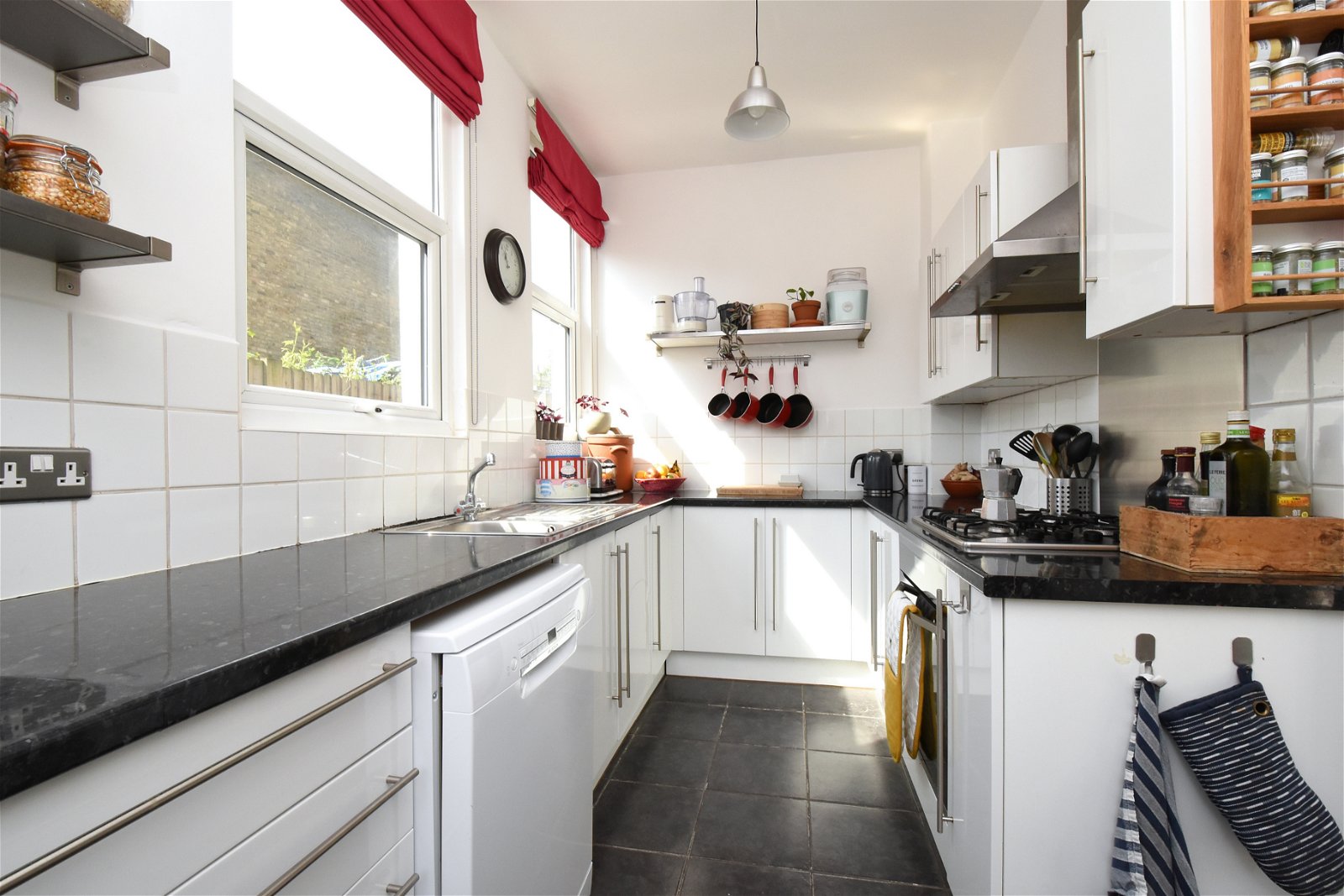 2 bed ground floor flat for sale in Brockley Rise, London, SE23 1PR  - Property Image 9