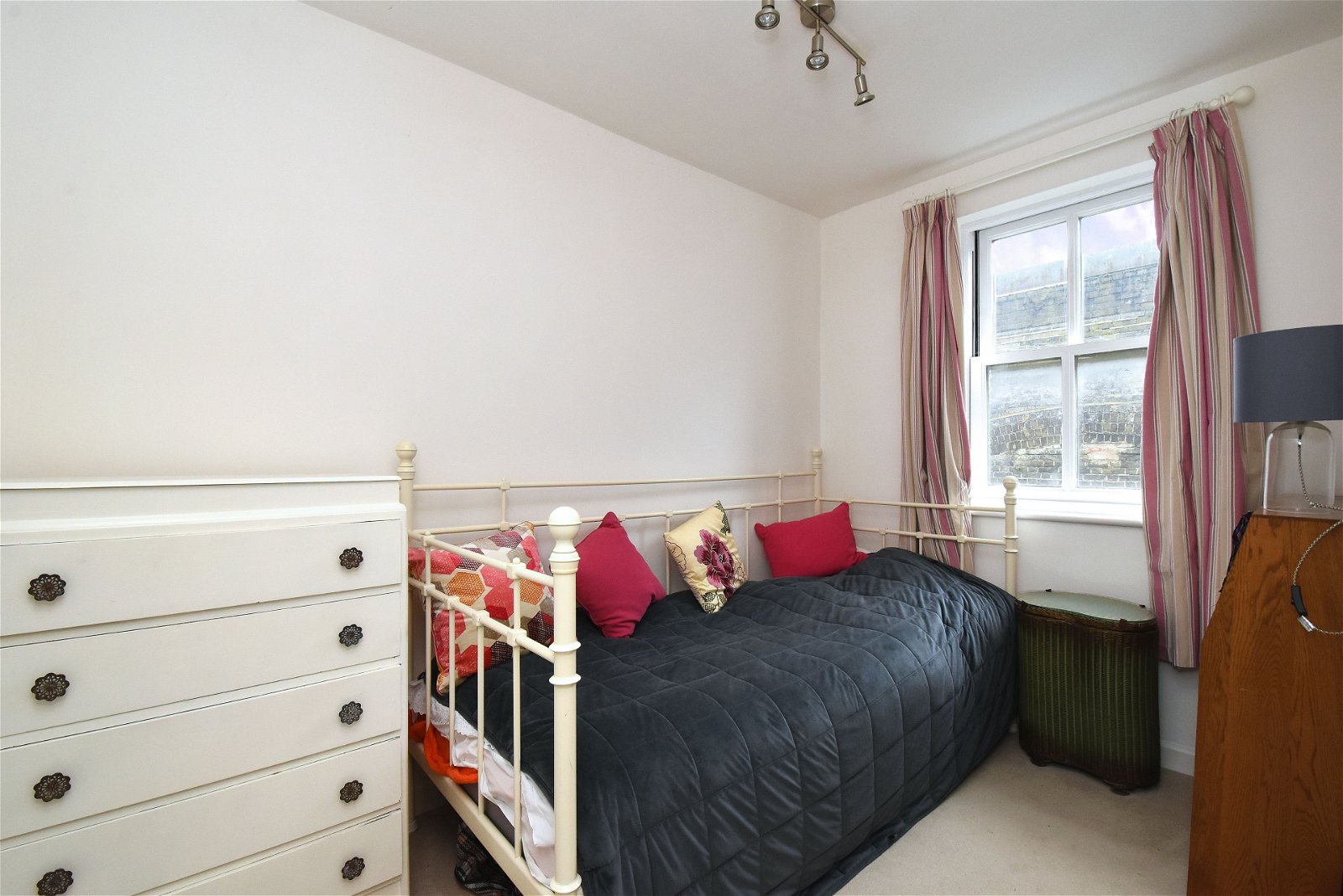 3 bed end of terrace house to rent in Sussex Mews, Catford, London, SE6 4UY  - Property Image 11