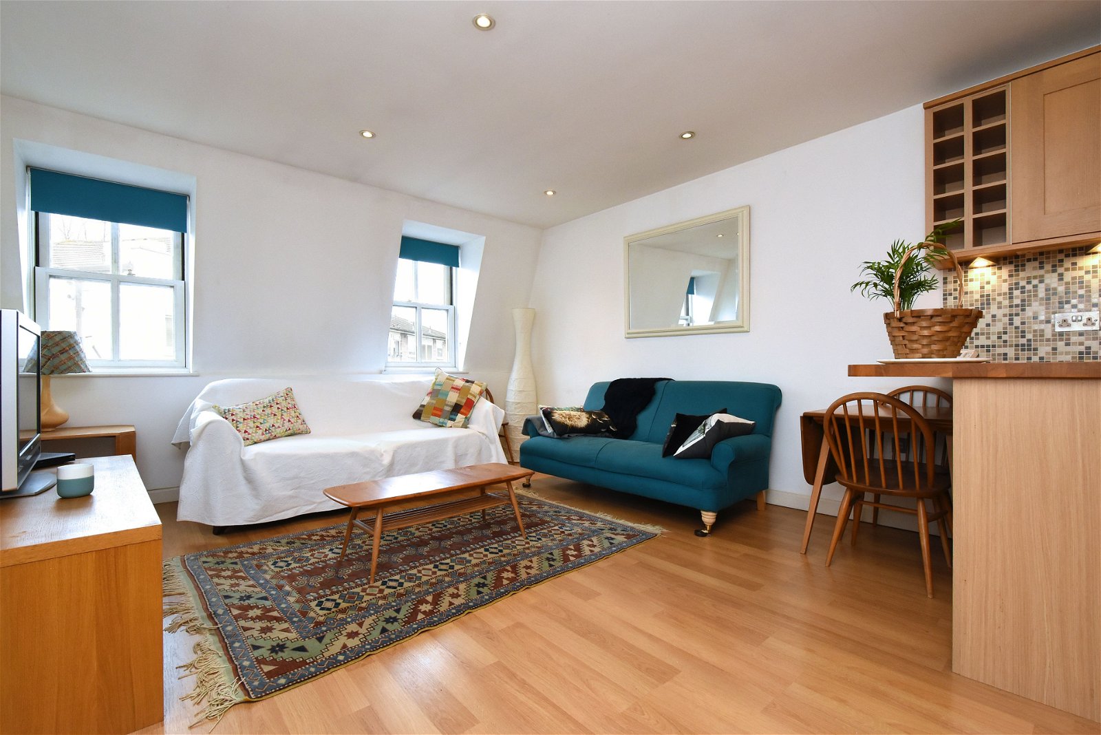 3 bed end of terrace house to rent in Sussex Mews, Catford, London, SE6 4UY  - Property Image 2
