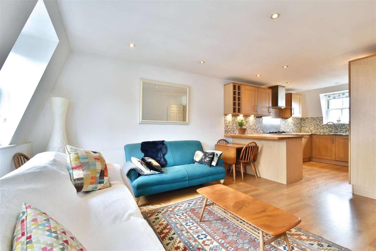 3 bed end of terrace house to rent in Sussex Mews, Catford, London, SE6 4UY  - Property Image 3