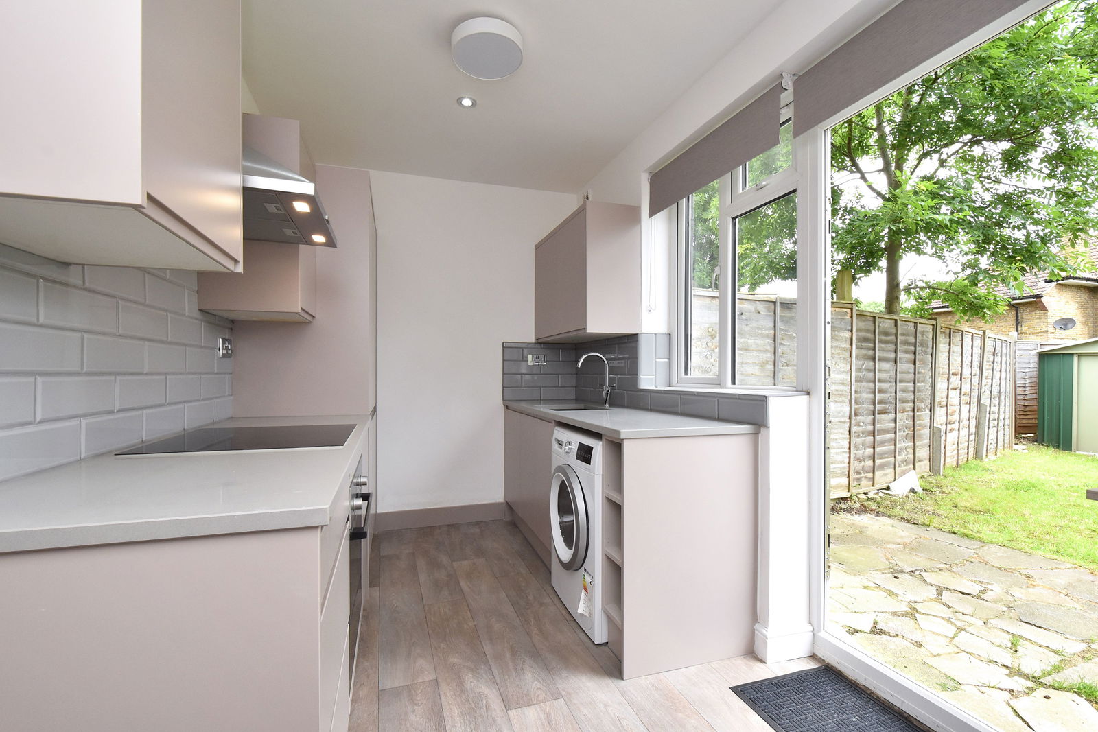 2 bed terraced house to rent in Playgreen Way, London, SE6 3HR  - Property Image 4