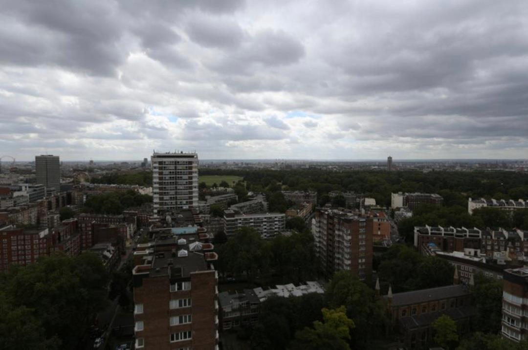 1 bed apartment for sale in Cambridge Square, London  - Property Image 10