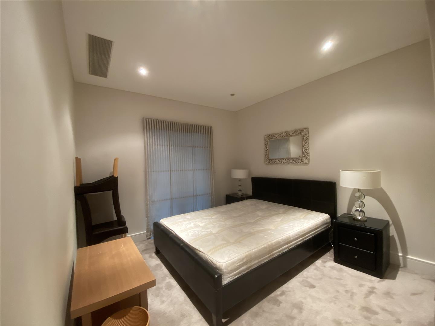 2 bed apartment for sale in Maida Vale, London 11