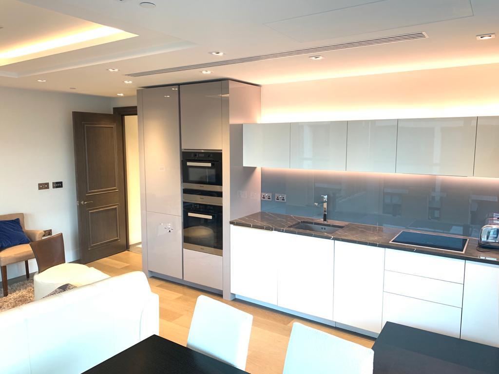 2 bed apartment for sale in Lord Kensington House, 5 Radnor Terrace, London  - Property Image 4