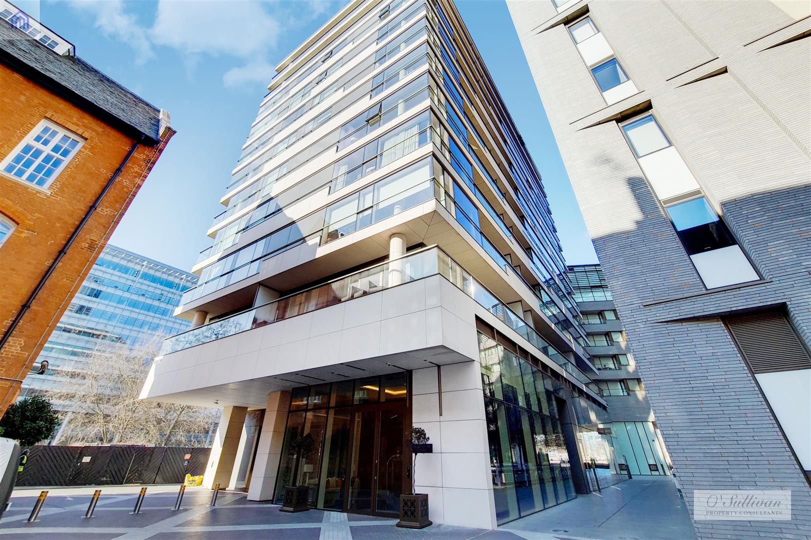 3 bed apartment for sale in Earl's Way - Property Image 1