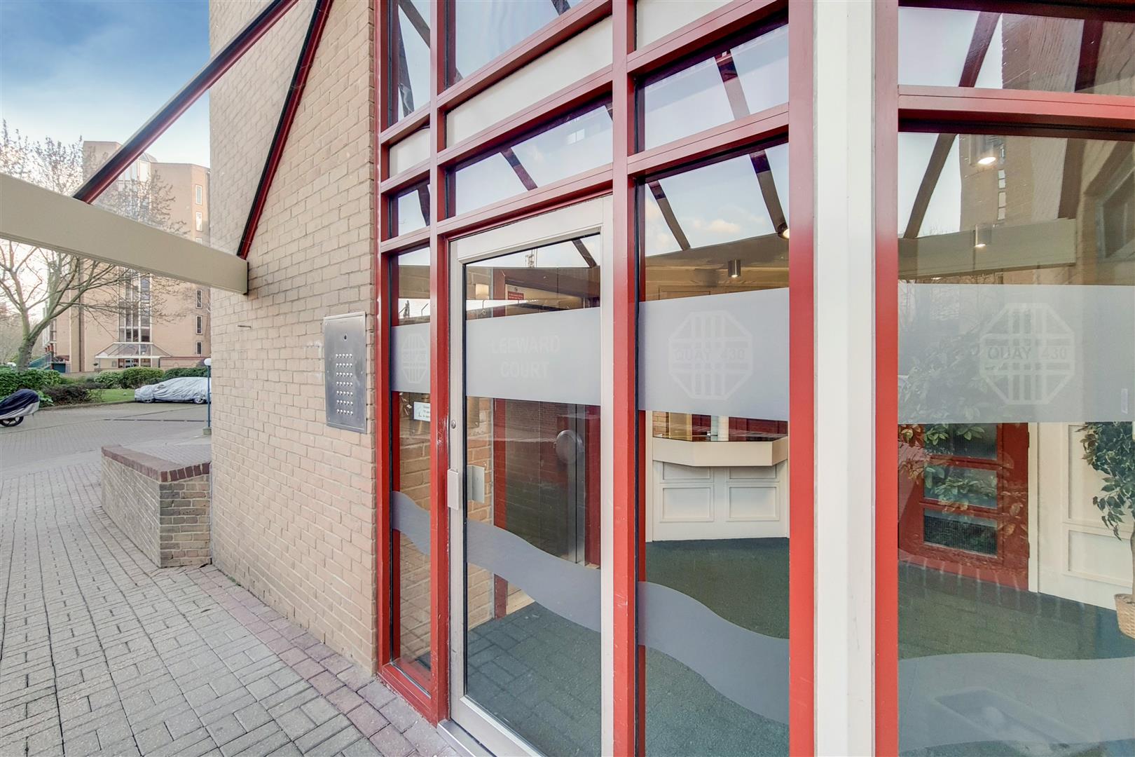 2 bed apartment to rent in Asher Way  - Property Image 16