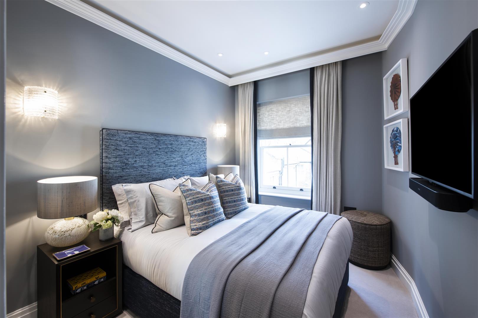 2 bed apartment to rent in Prince Of Wales Terrace, London 7