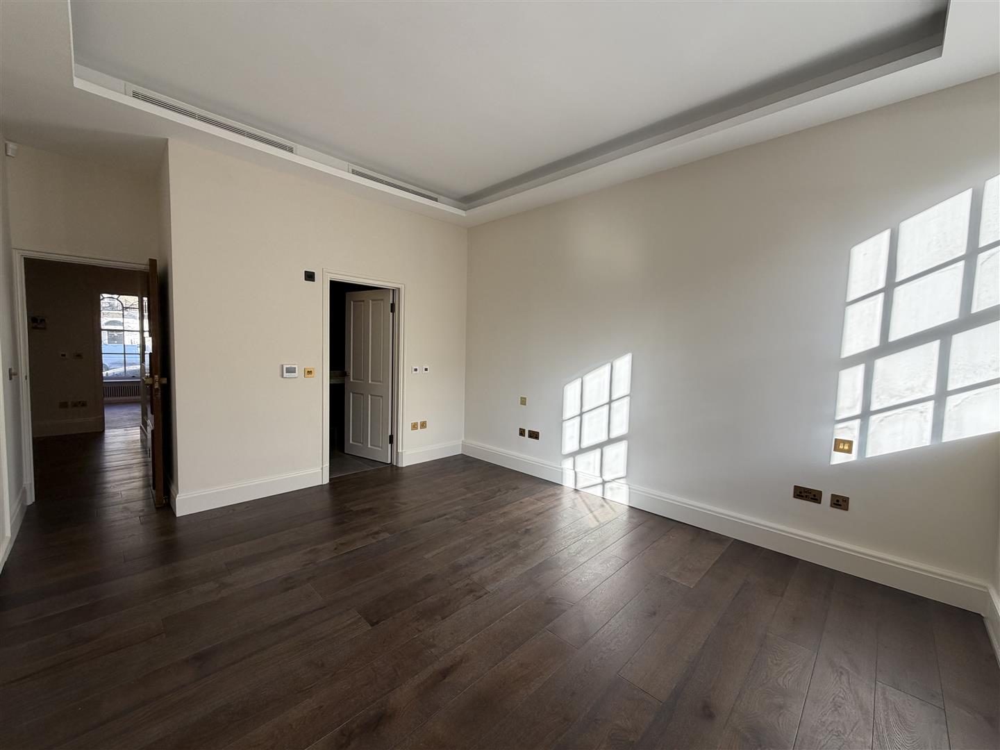 3 bed apartment to rent in Cliveden Place, London 2