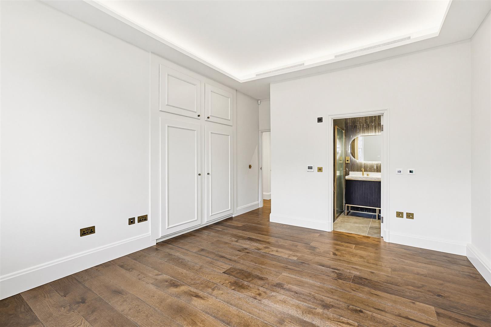 3 bed apartment to rent in Cliveden Place, London 6