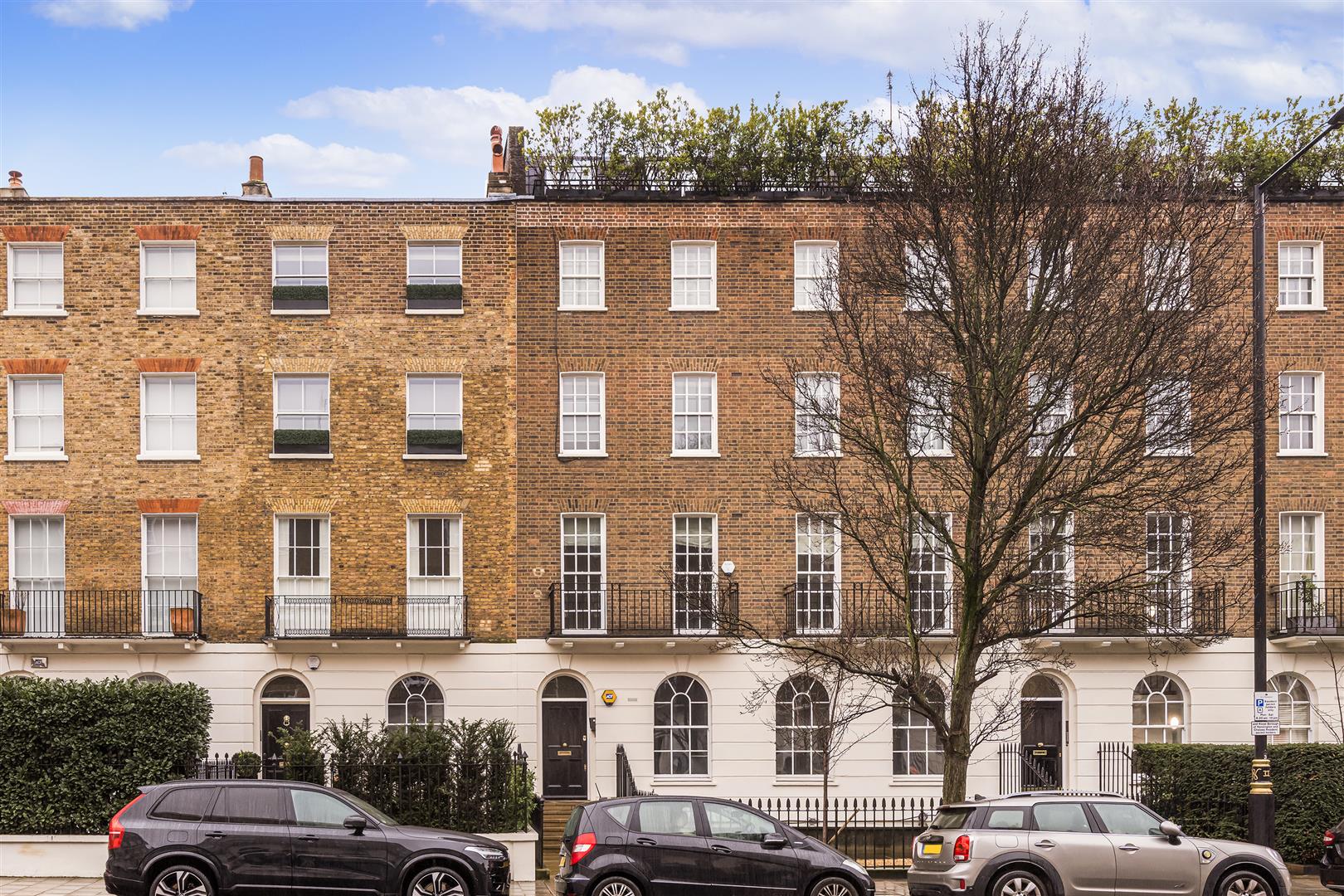 3 bed apartment to rent in Cliveden Place, London 17