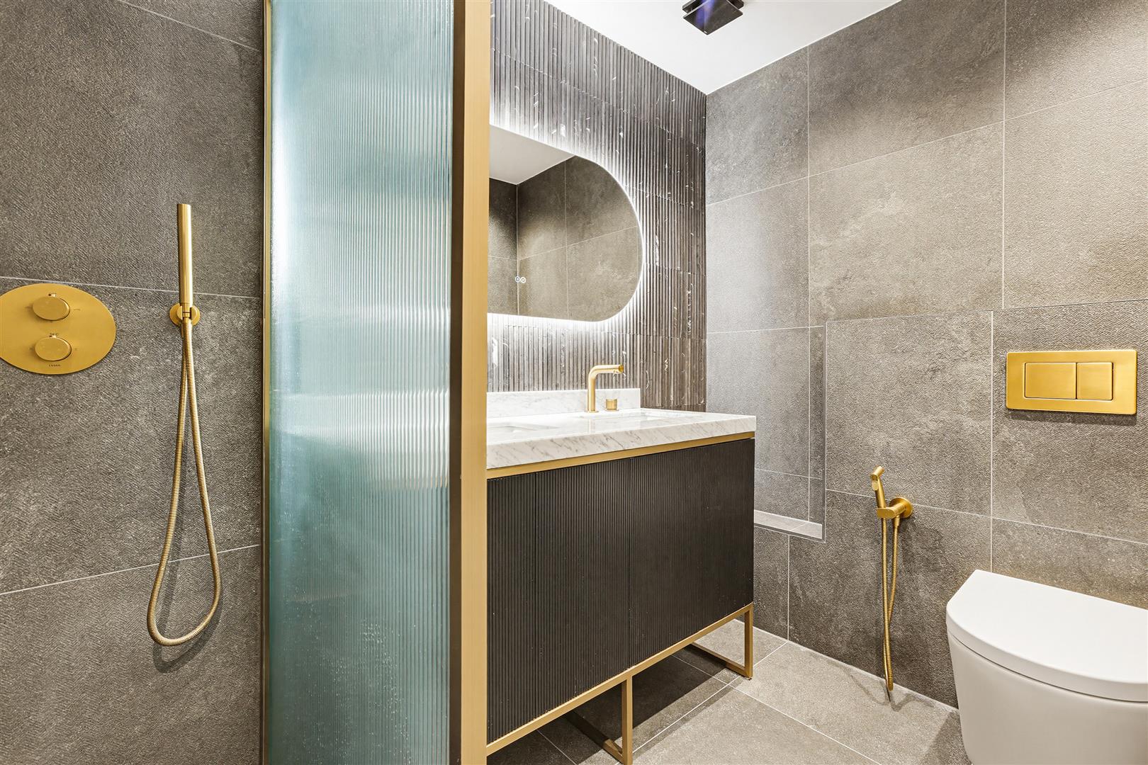 3 bed apartment to rent in Cliveden Place, London 13