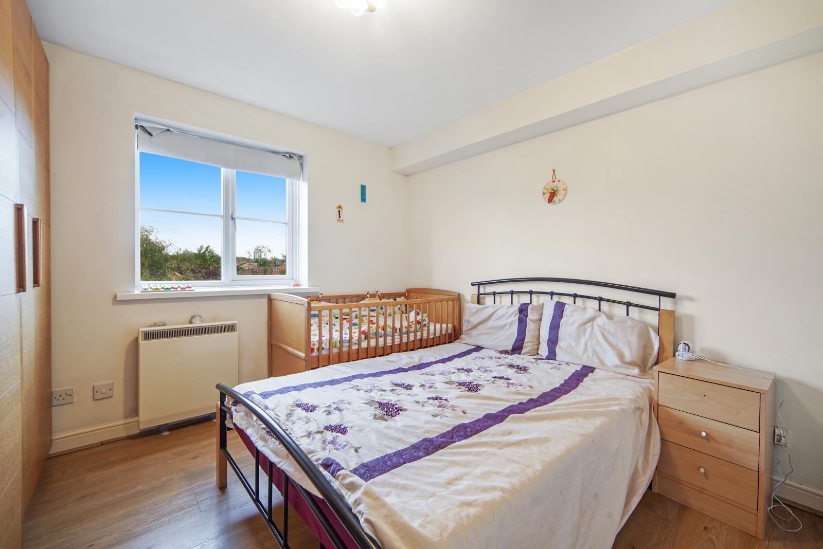 2 bed apartment to rent in Wheat Sheaf Close, London  - Property Image 4