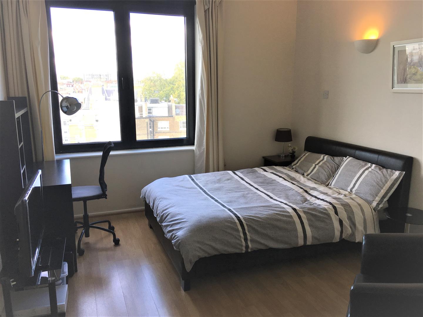  to rent in Cromwell Road, London