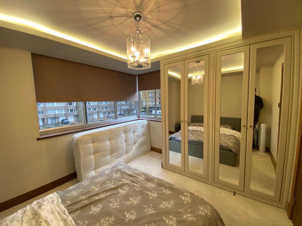 3 bed apartment for sale in Cambridge Square, London 8