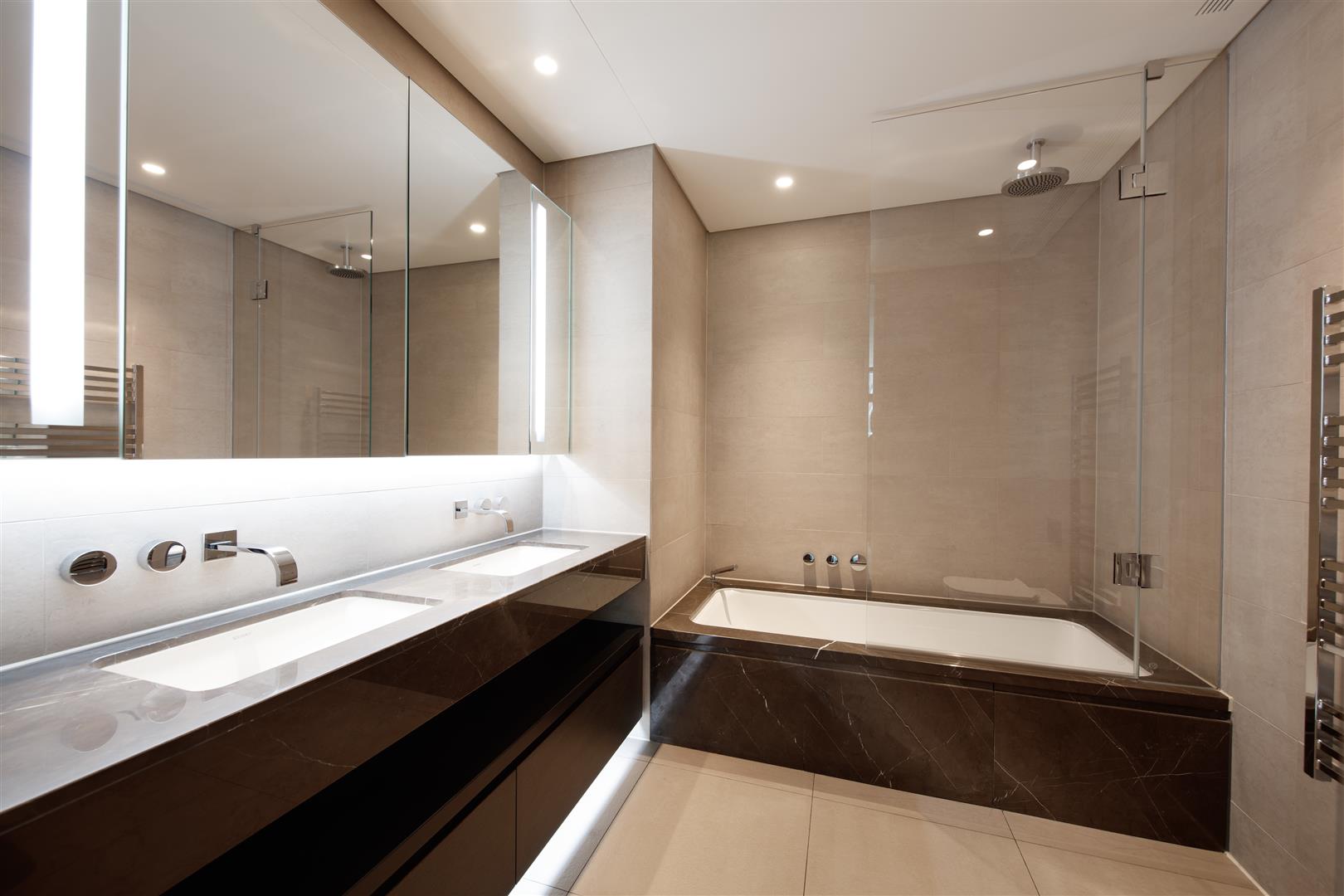 2 bed apartment for sale in Principal Place  - Property Image 6