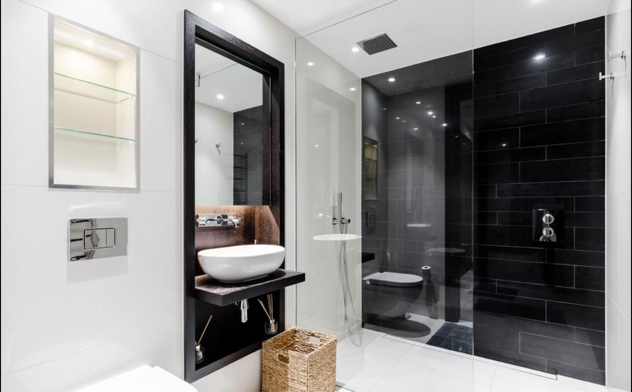 3 bed apartment for sale in Horseferry Road, London 12