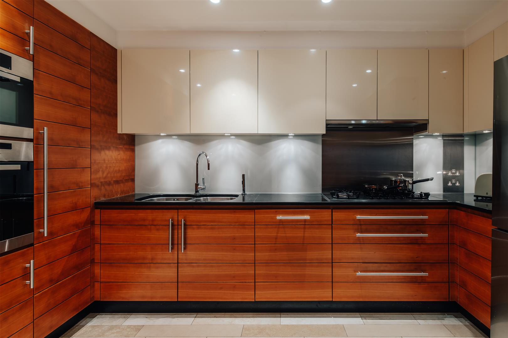 3 bed apartment to rent in Lancelot Place, Knightsbridge  - Property Image 28