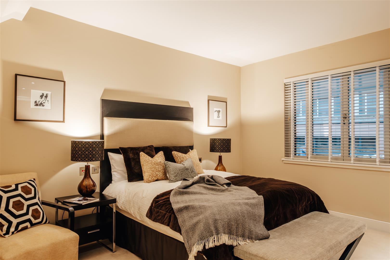 3 bed apartment to rent in Lancelot Place, Knightsbridge  - Property Image 22