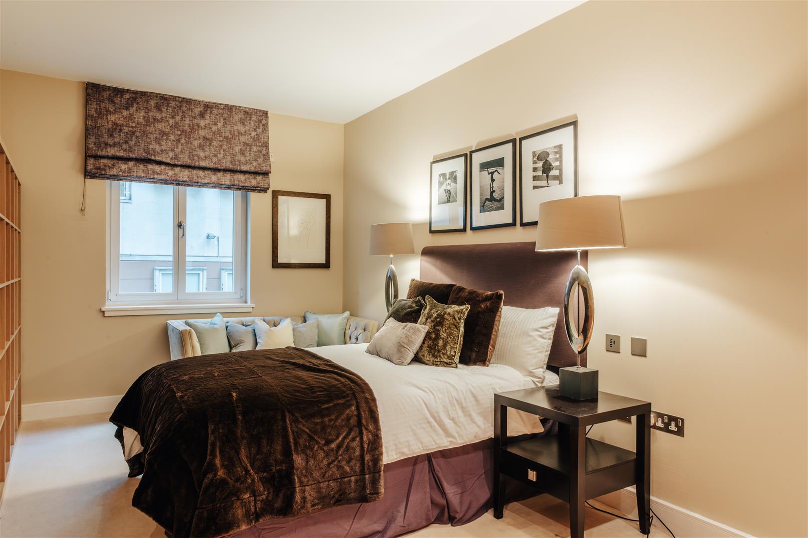 3 bed apartment to rent in Lancelot Place, Knightsbridge 47