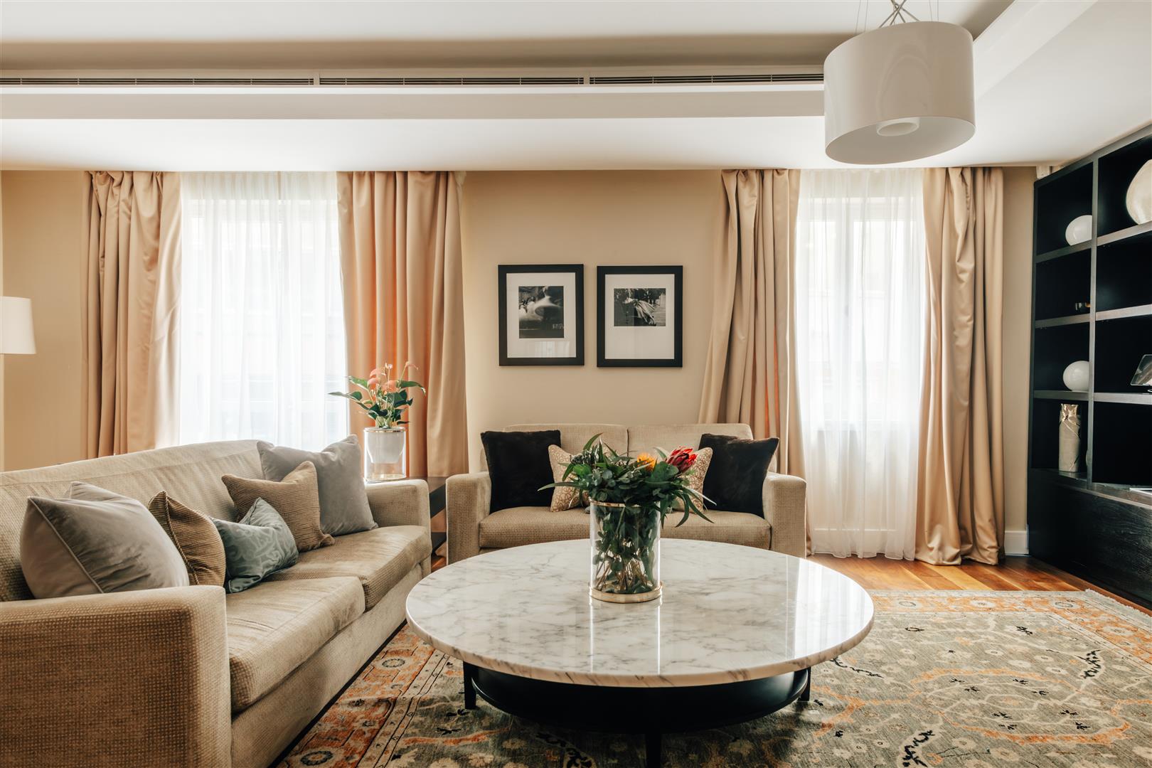 3 bed apartment to rent in Lancelot Place, Knightsbridge 4