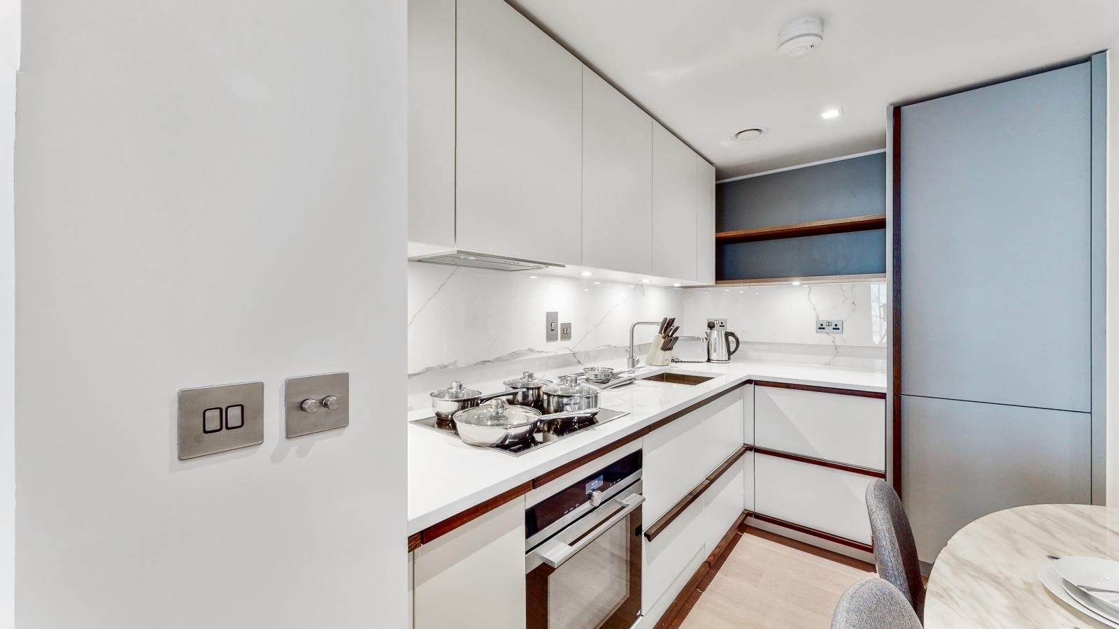 2 bed apartment for sale in Westmark Tower, 1 Newcastle Place, London W2  - Property Image 4