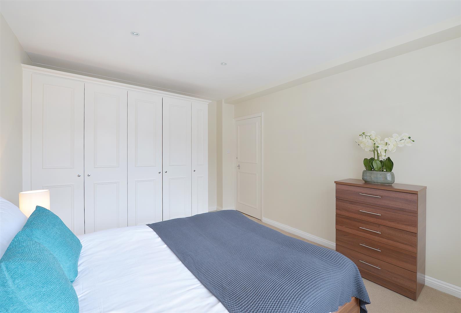 1 bed apartment to rent in Hill Street, Mayfair, London  - Property Image 9