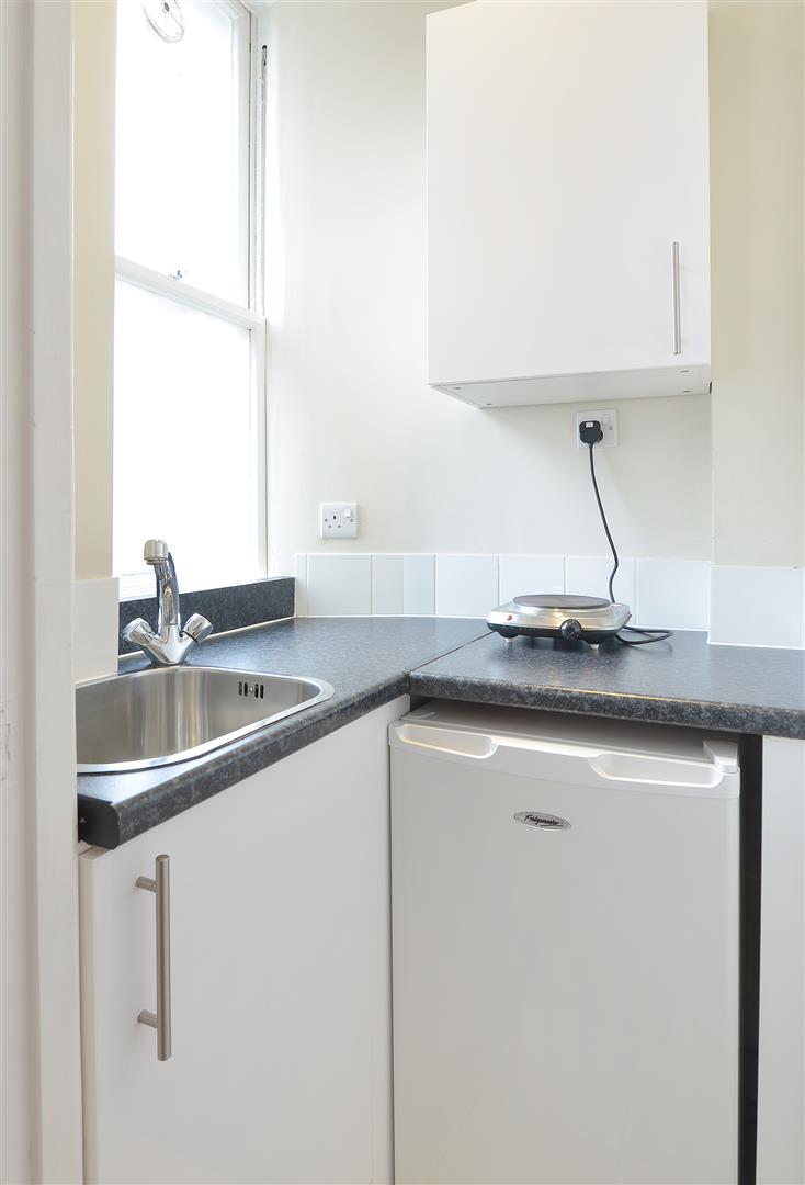 1 bed apartment to rent in Hill Street, Mayfair, London  - Property Image 11