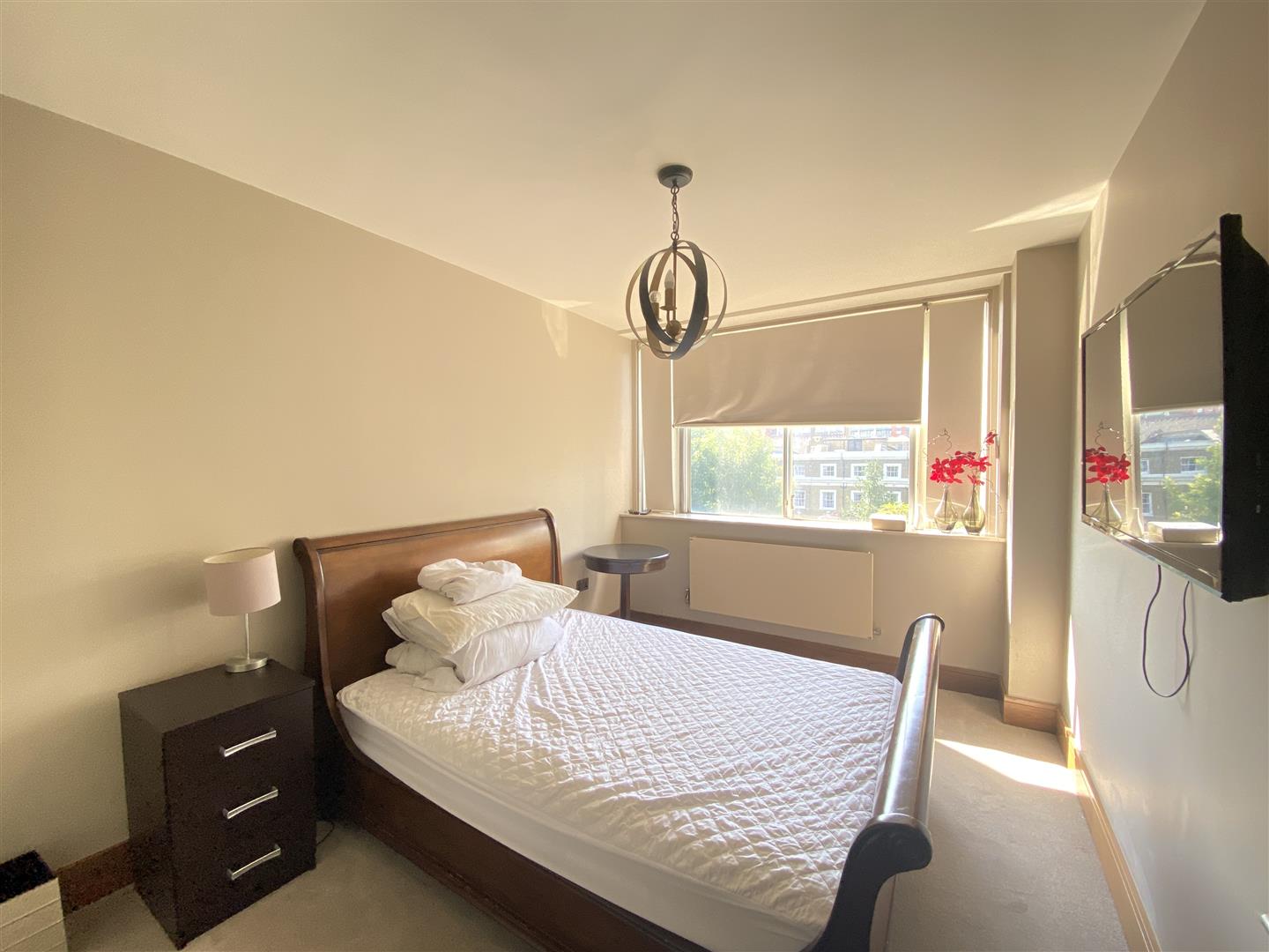 3 bed apartment for sale in The Quadrangle, London  - Property Image 4