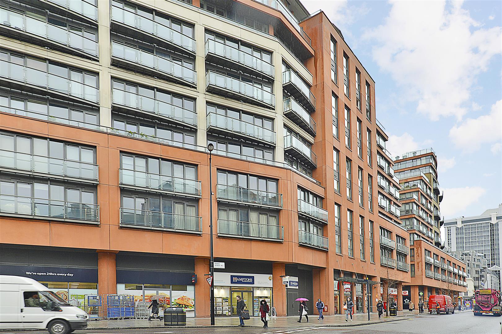 1 bed house to rent in Praed Street, London  - Property Image 6