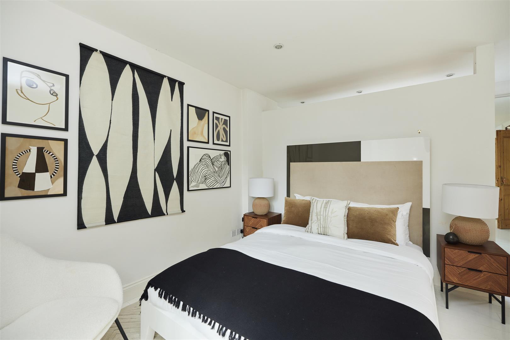 4 bed house for sale in Rosemont Road, London  - Property Image 28