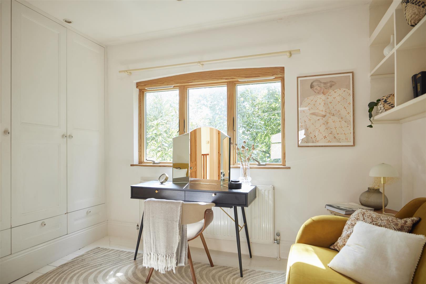 4 bed house for sale in Rosemont Road, London 12