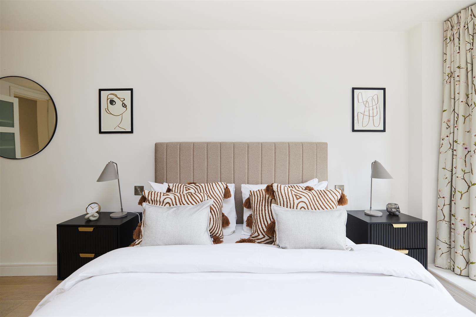 6 bed detached house for sale in Park View Road, London  - Property Image 53